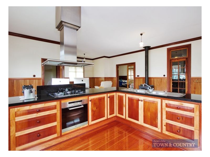 14 Crescent Street, Armidale NSW 2350