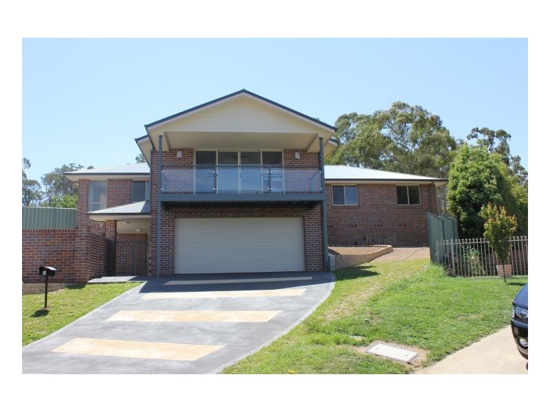 2 David Crescent, Armidale NSW 2350