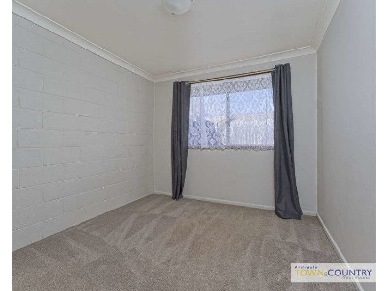 4/10 Dawson Avenue, Armidale NSW 2350