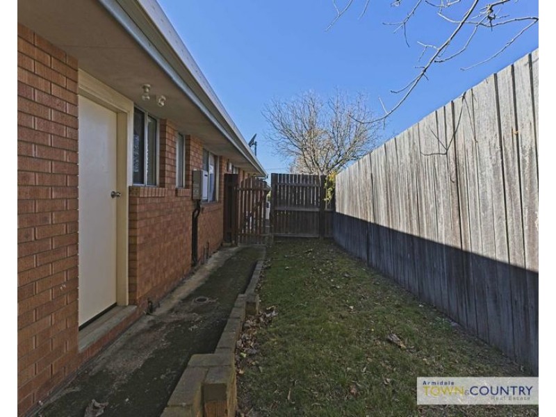 4/10 Dawson Avenue, Armidale NSW 2350