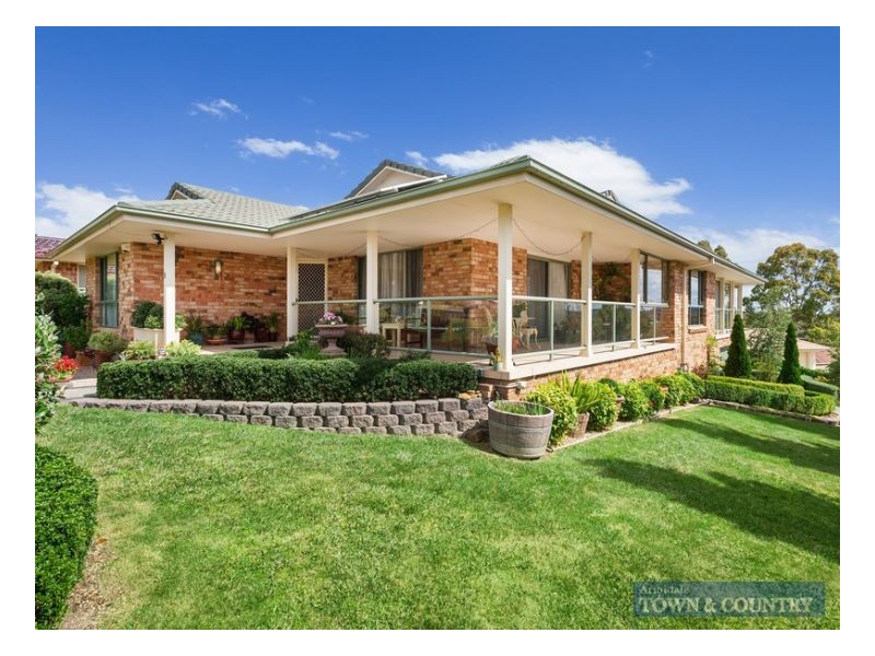 8 Norris Drive, Armidale NSW 2350