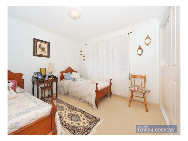 8 Norris Drive, Armidale NSW 2350