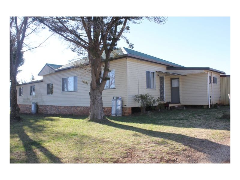 1-3/15 Balblair Street, Guyra NSW 2365