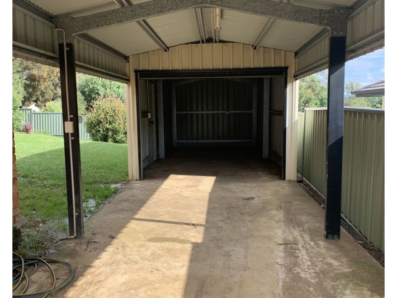16 Amber Close, Armidale NSW 2350
