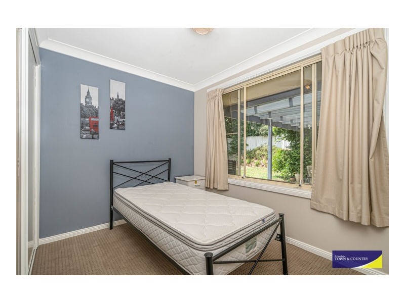 10 Anton Close, Armidale NSW 2350