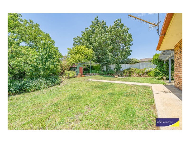 10 Anton Close, Armidale NSW 2350