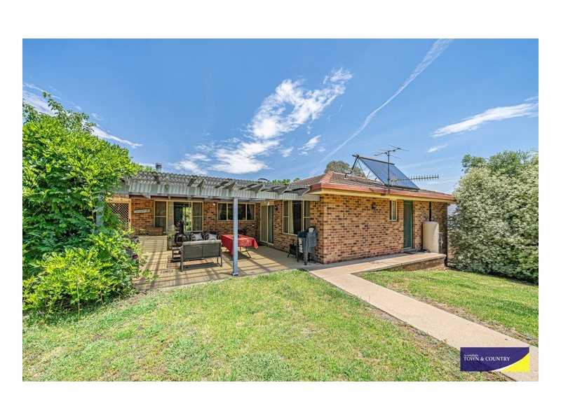 10 Anton Close, Armidale NSW 2350