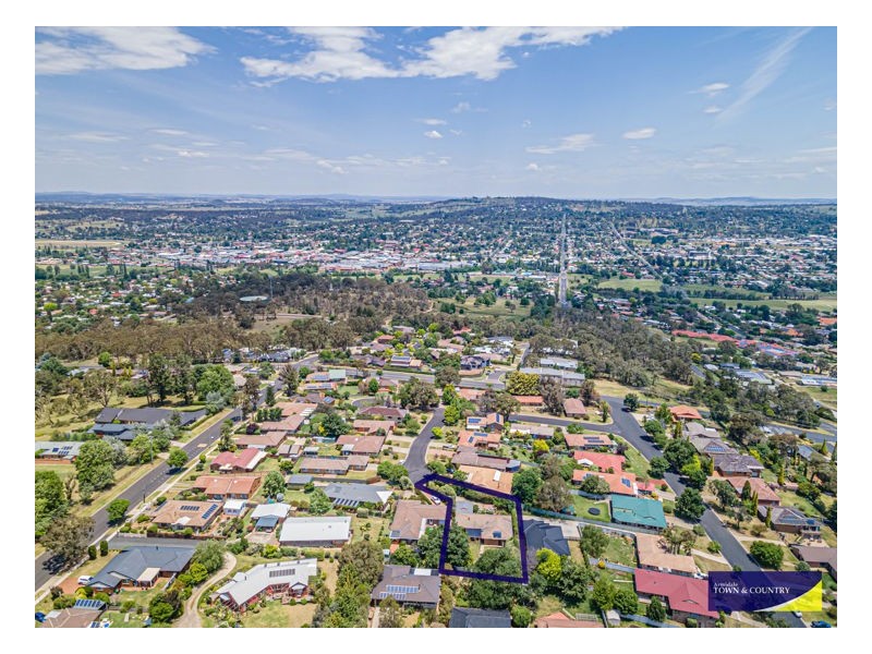 10 Anton Close, Armidale NSW 2350