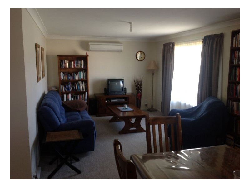 24 Aldred, Armidale NSW 2350