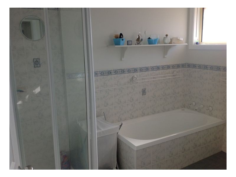 24 Aldred, Armidale NSW 2350