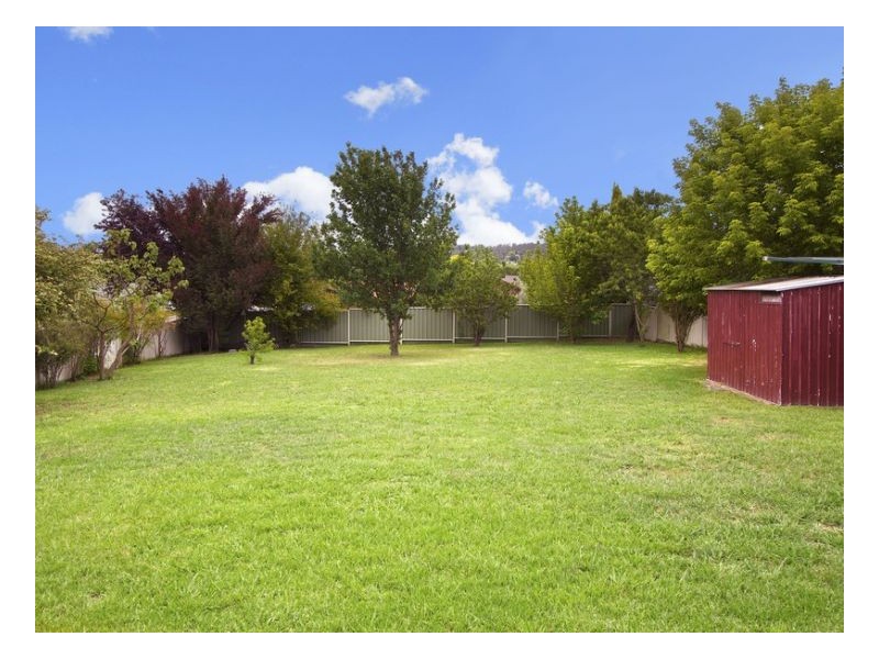 11 Eleanor Close, Armidale NSW 2350