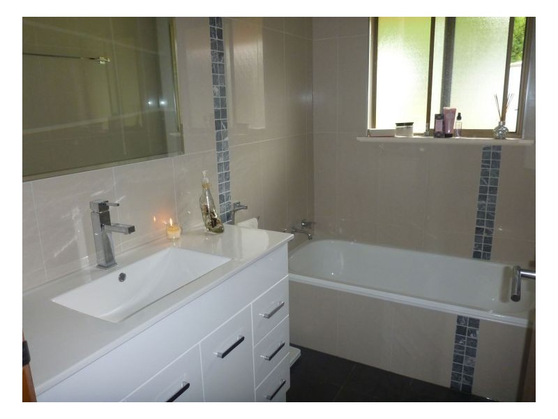 4 Haga Place, Armidale NSW 2350