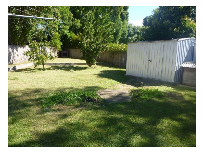 4 Haga Place, Armidale NSW 2350
