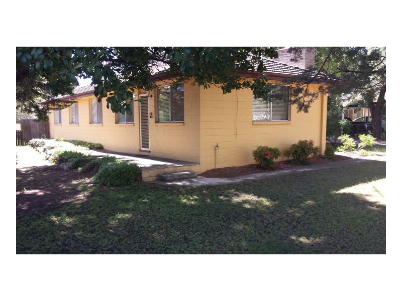 12 Bellevue Road, Armidale NSW 2350