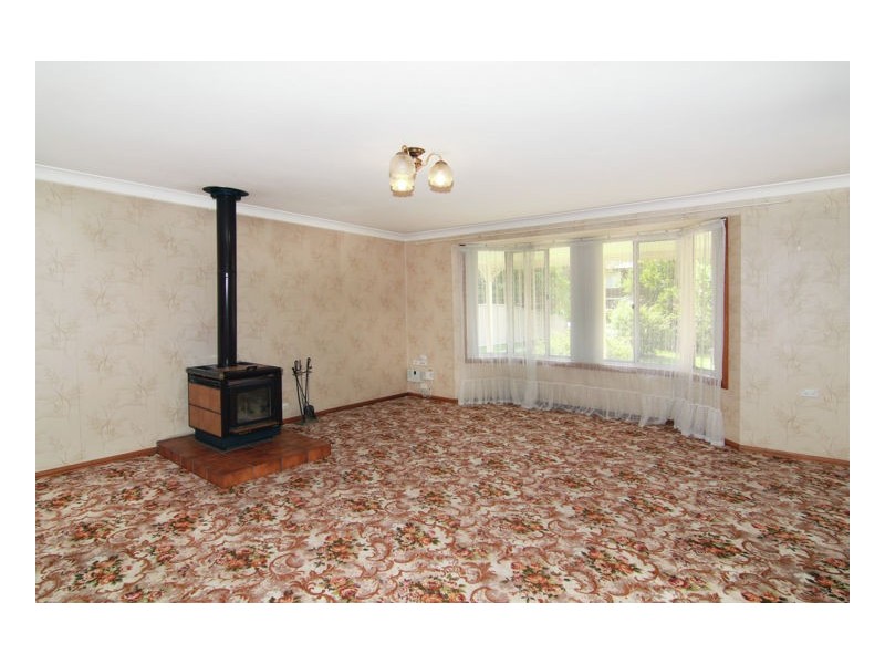 6 Drummond Avenue, Armidale NSW 2350