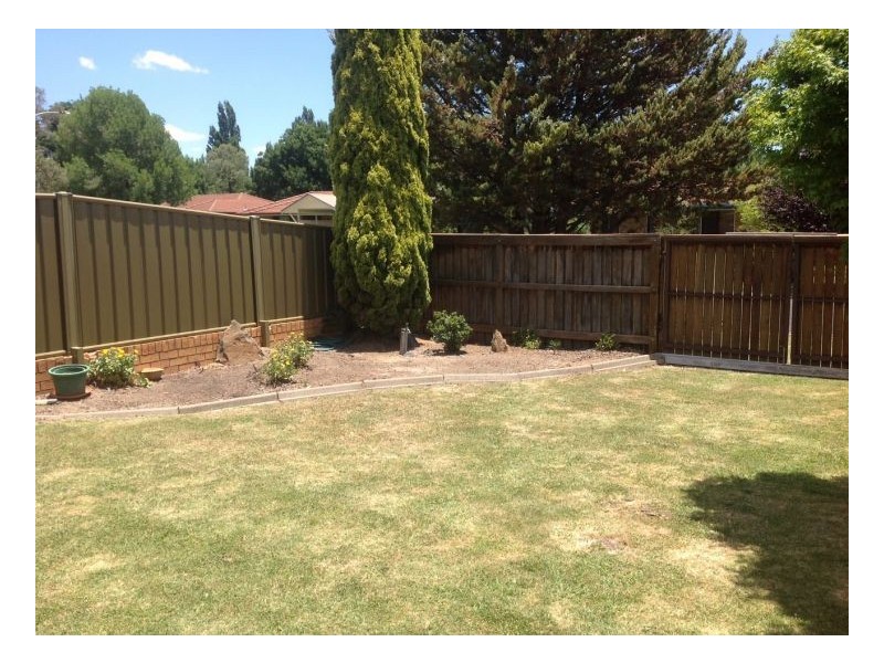 1 Phyllis, Armidale NSW 2350