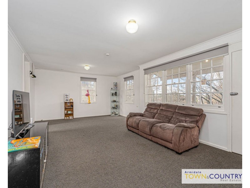3 Herbert Lane, Armidale NSW 2350