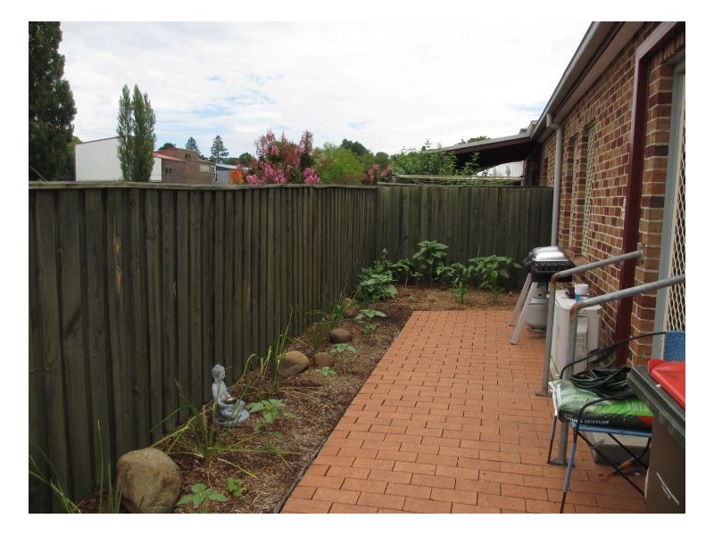 2/94a Rusden, Armidale NSW 2350