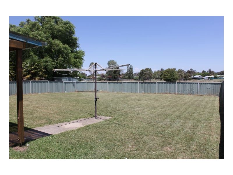 28 Alahna Drive, Armidale NSW 2350