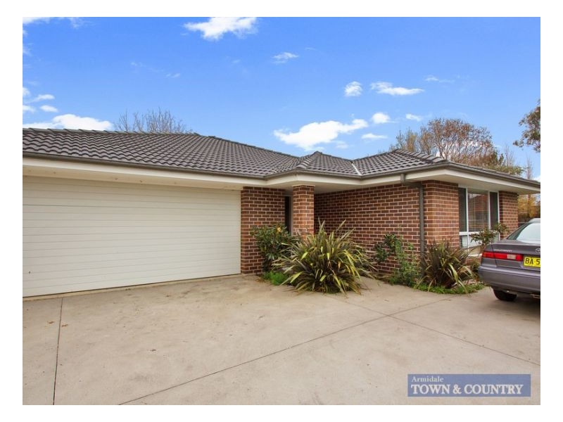 6a Dawson Avenue, Armidale NSW 2350
