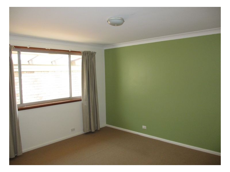 4 Crest, Armidale NSW 2350