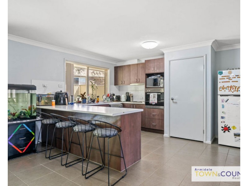 14 Earle Page Drive, Armidale NSW 2350