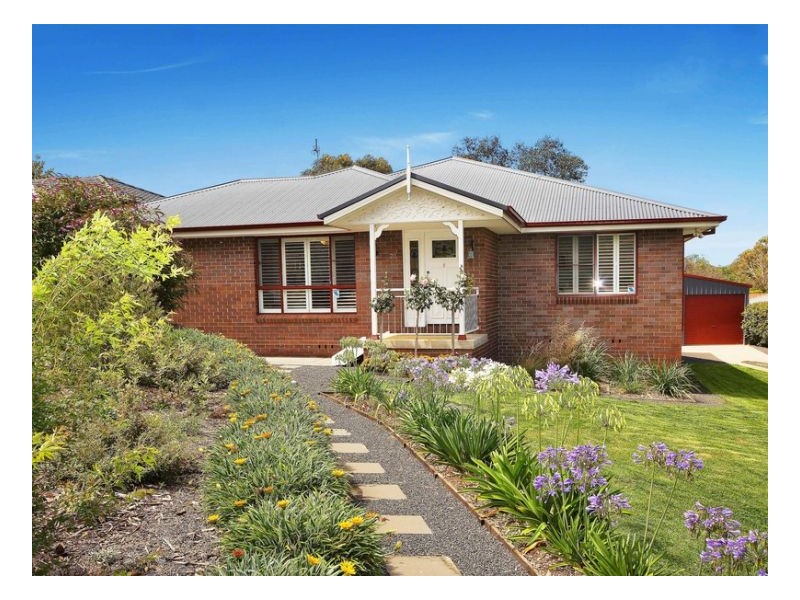 20 Amber, Armidale NSW 2350