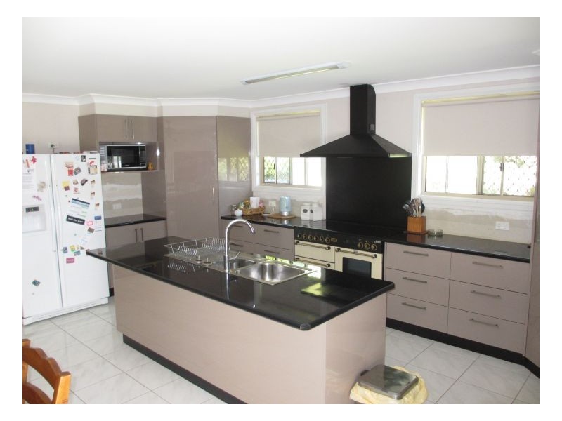 84 Douglas, Armidale NSW 2350