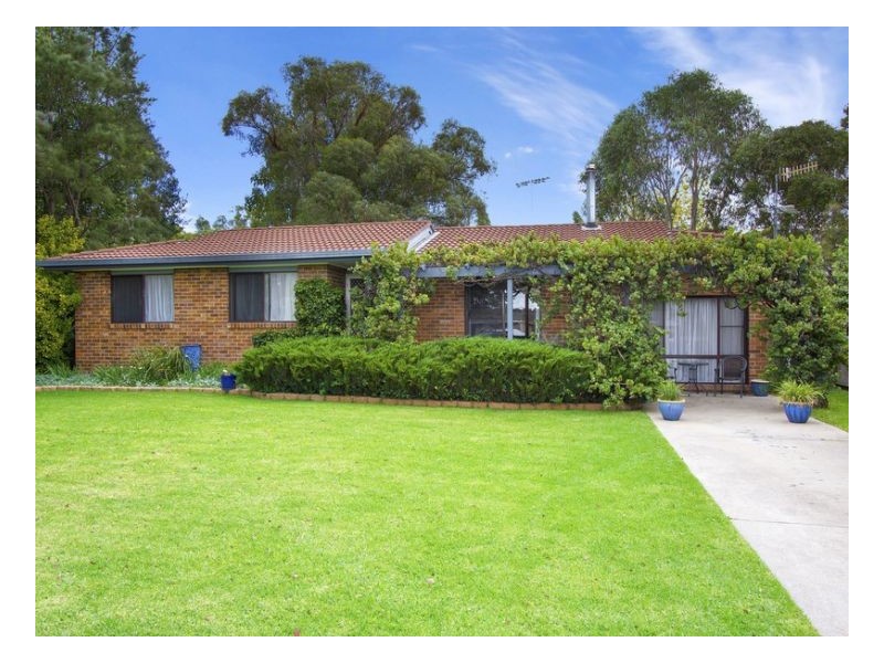 4 Holloway, Armidale NSW 2350