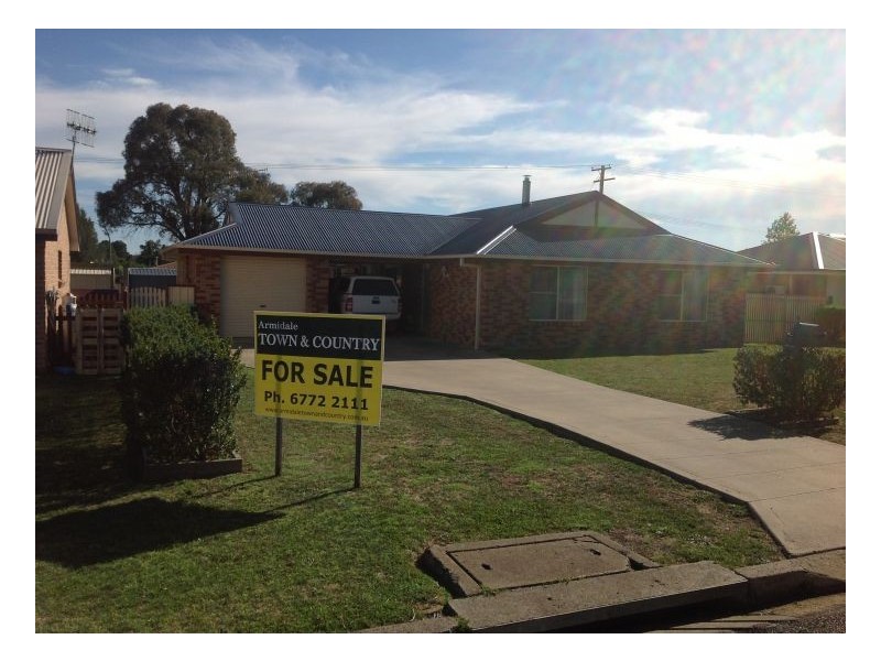 24. Aldred, Armidale NSW 2350