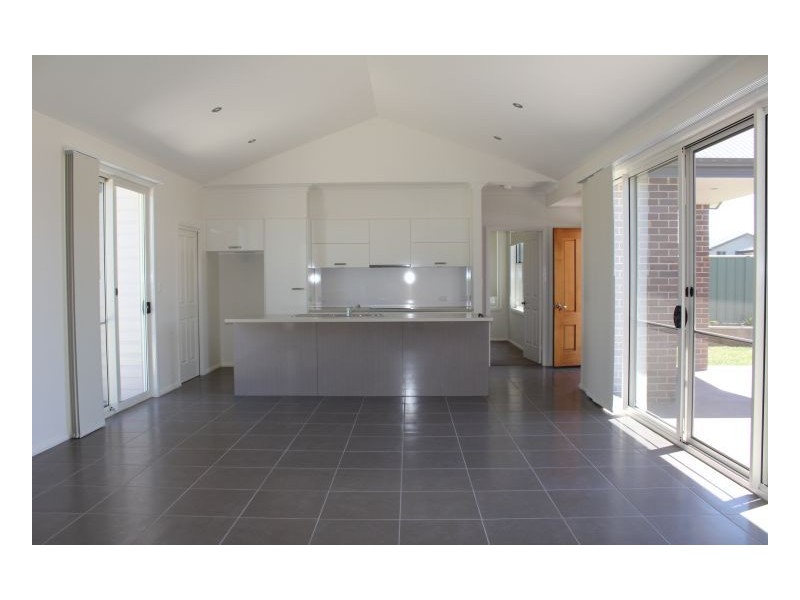 2/7 Netherton Park Road, Armidale NSW 2350