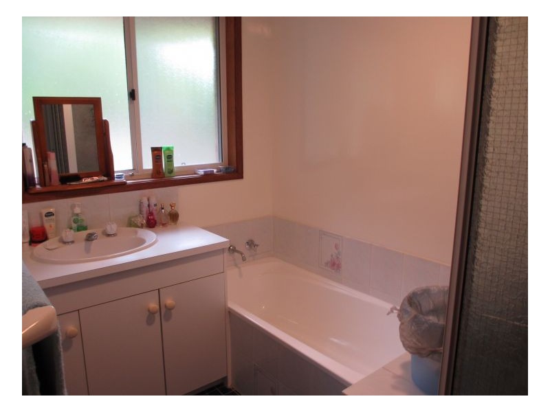 1/8 Nathaniel Pidgeon Drive, Armidale NSW 2350