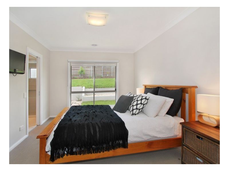 14 Illallangi Close, Armidale NSW 2350