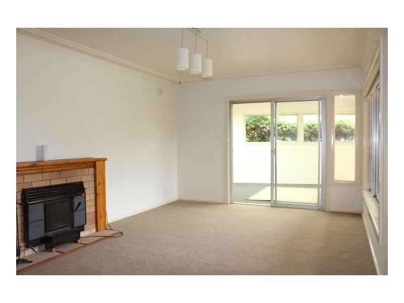 3 Roslyn Avenue, Armidale NSW 2350