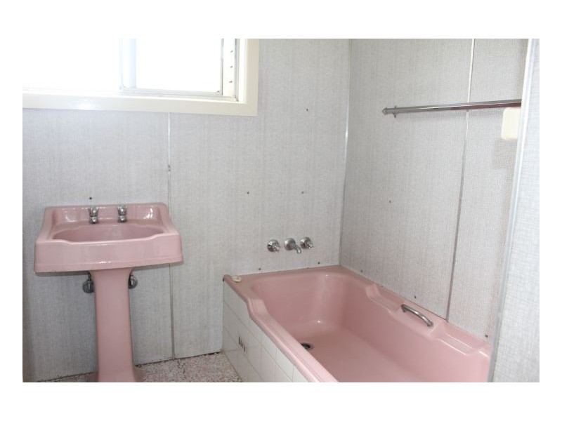 3 Roslyn Avenue, Armidale NSW 2350