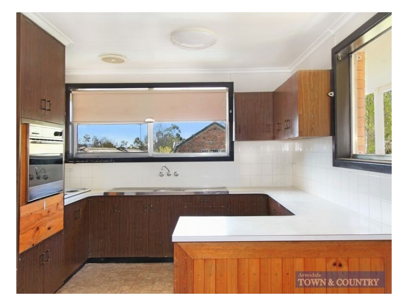 10 Nyssa Street, Armidale NSW 2350