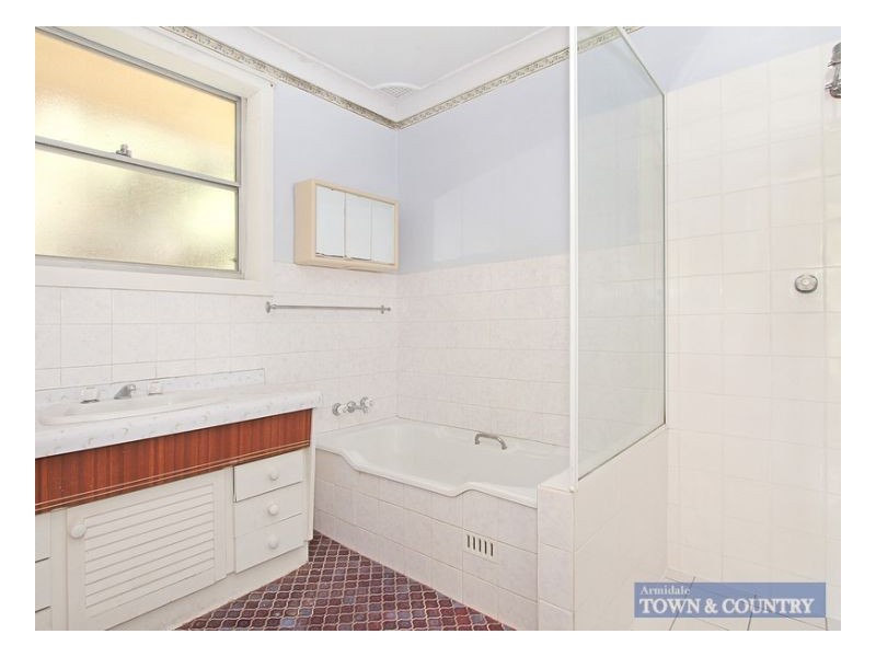 10 Nyssa Street, Armidale NSW 2350