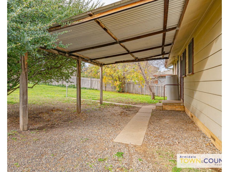 5 Herbert Lane, Armidale NSW 2350