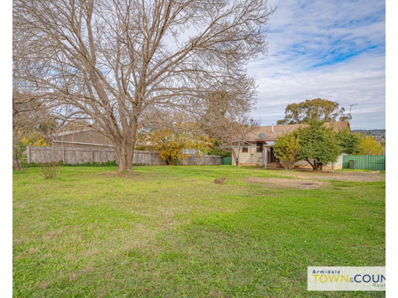 5 Herbert Lane, Armidale NSW 2350