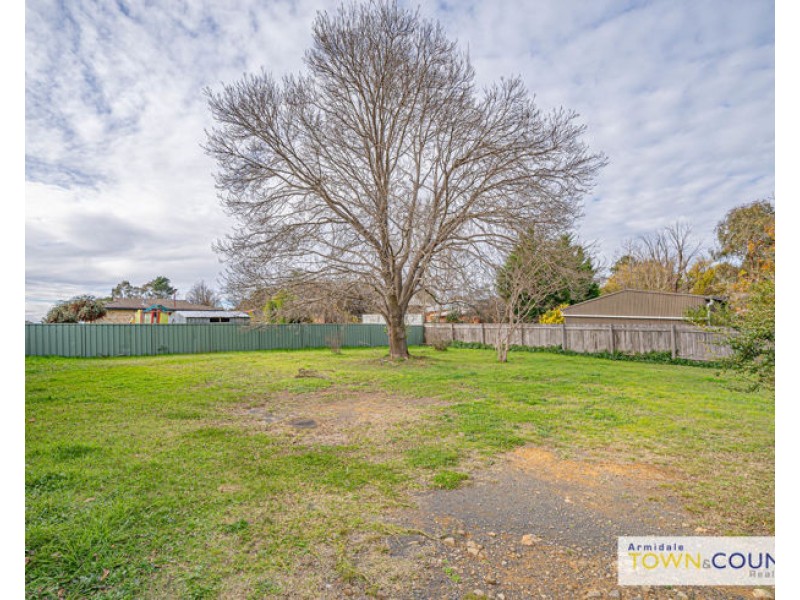 5 Herbert Lane, Armidale NSW 2350