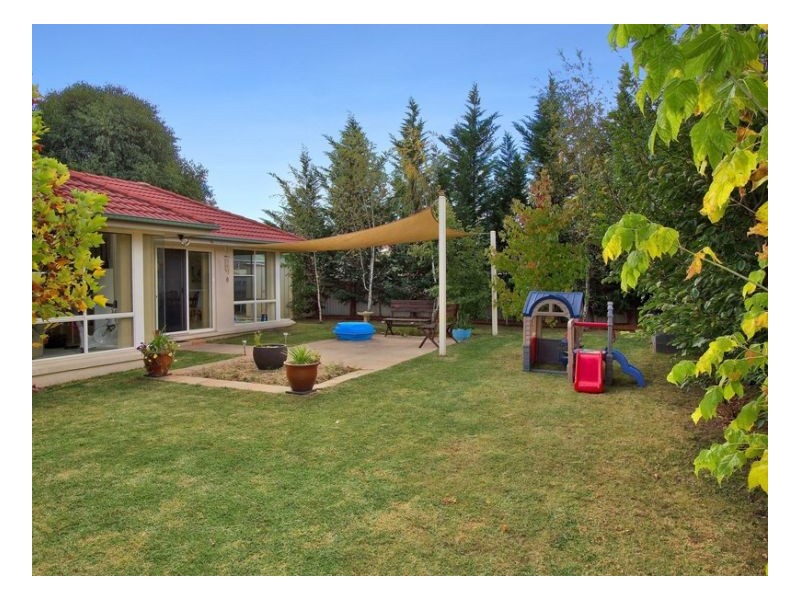 15 Aldred Avenue, Armidale NSW 2350