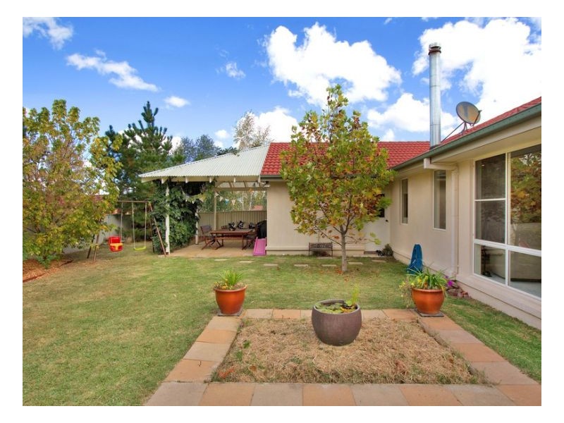 15 Aldred Avenue, Armidale NSW 2350