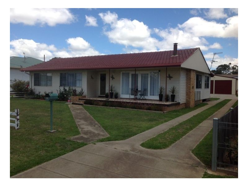 .48. Mossman, Armidale NSW 2350