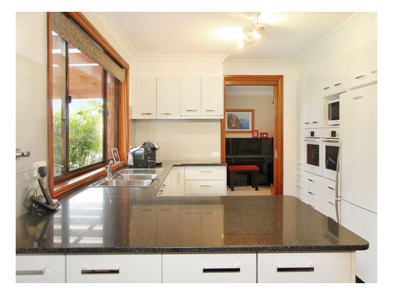 18 Markham Street, Armidale NSW 2350