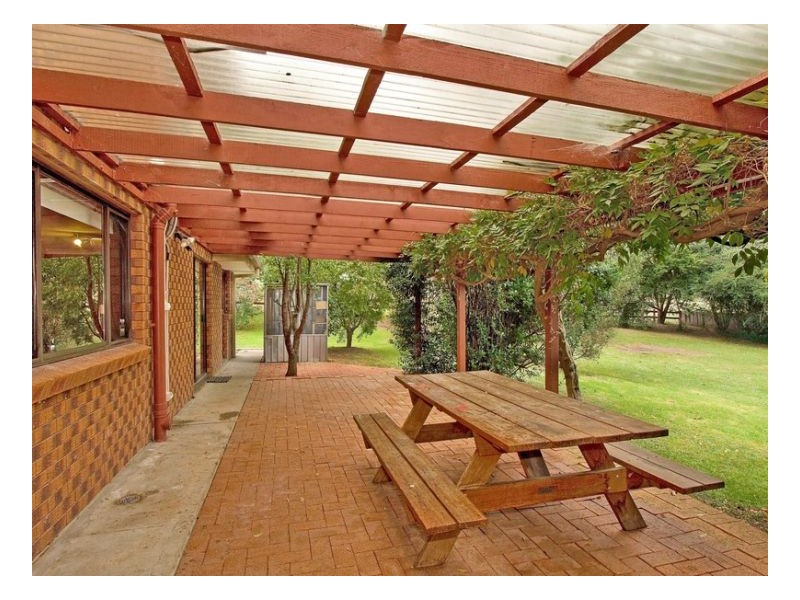 18 Markham Street, Armidale NSW 2350