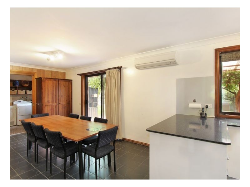 18 Markham Street, Armidale NSW 2350