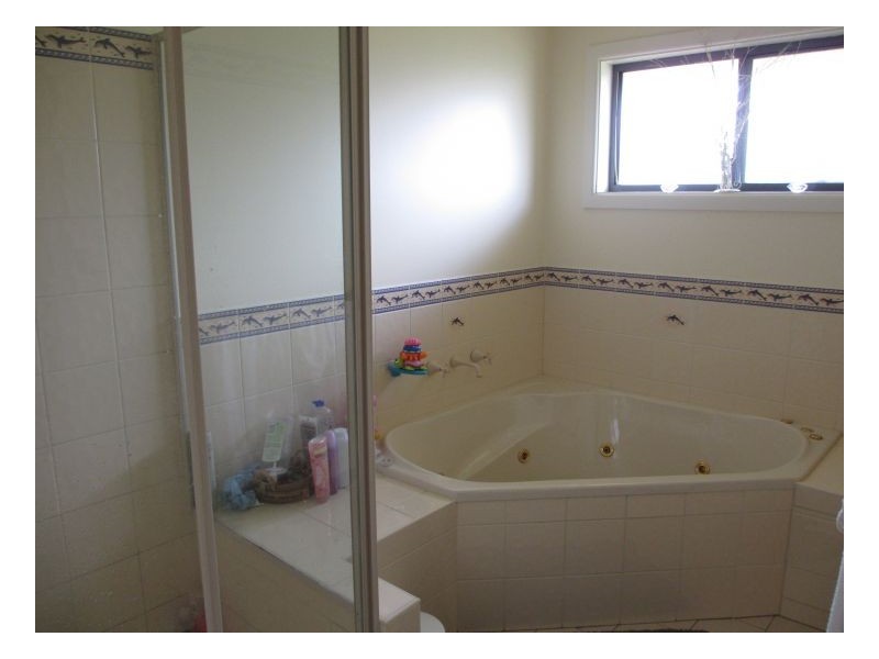 69 Ash Tree Drive, Armidale NSW 2350