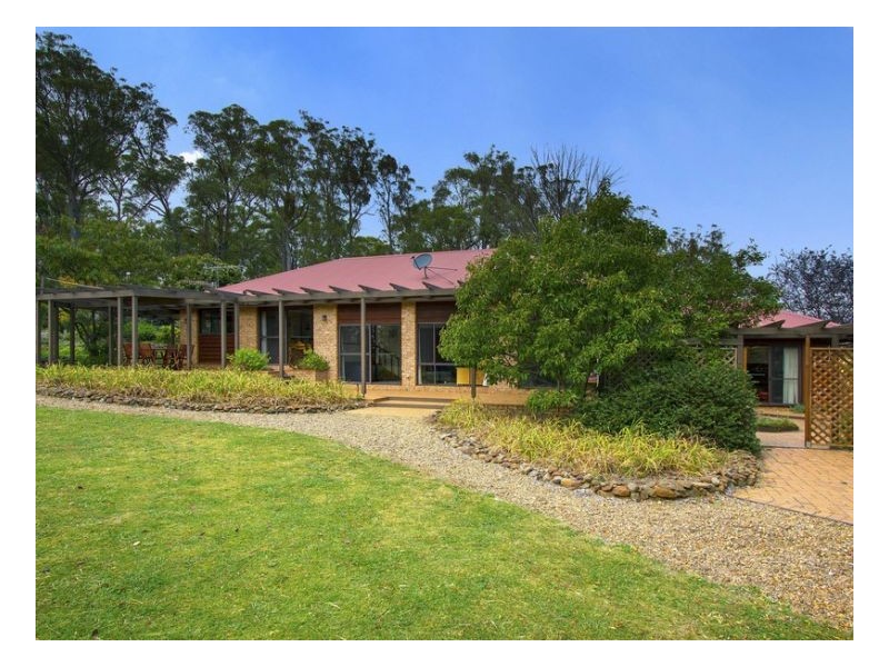 169 Kalinda Road, Armidale NSW 2350
