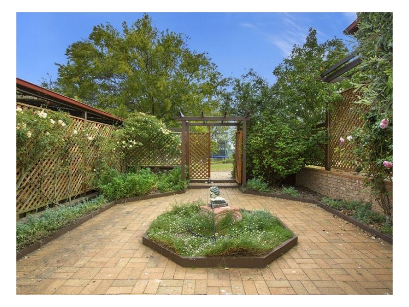 169 Kalinda Road, Armidale NSW 2350