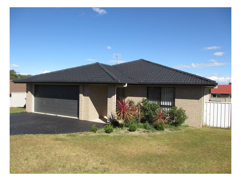 4 Ben Venue Boulevard, Armidale NSW 2350